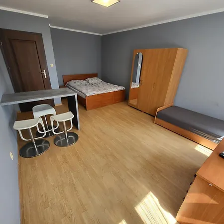Portowa D Apartment *